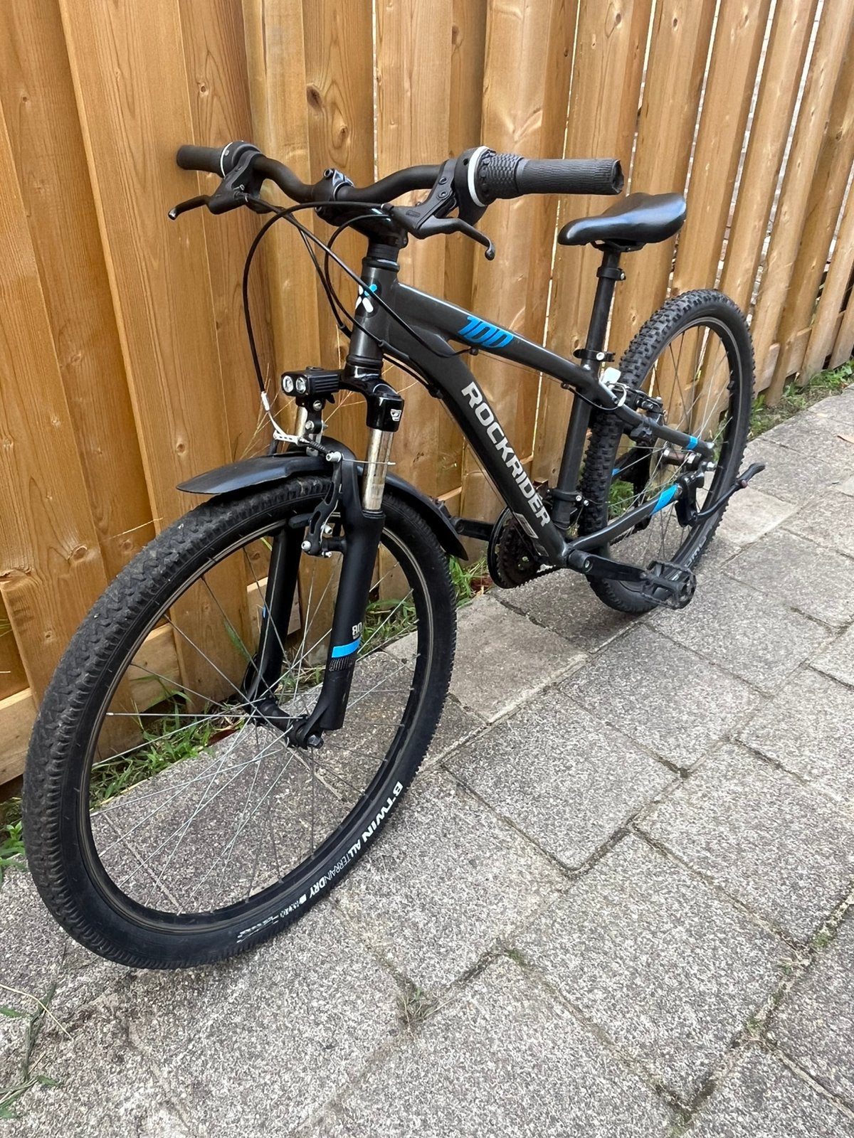 Rockrider ST100 - 26 inch - Zo Goed Als Nieuw, Fietsen en Brommers, Fietsen | Mountainbikes en ATB, Hardtail, Velgrem, Zo goed als nieuw