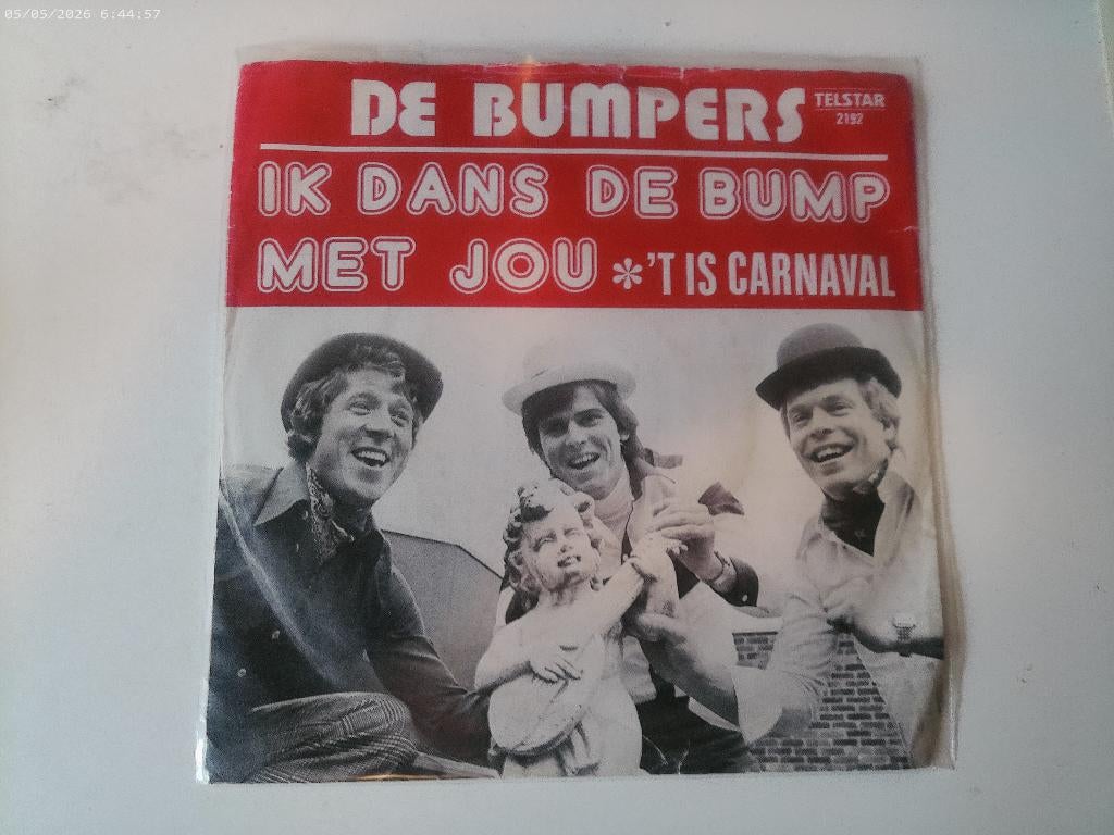De Bumpers - Ik dans de Bump met jou / 't is Carnaval, Fotohoes, Ophalen of Verzenden, Gebruikt, Nederlandstalig