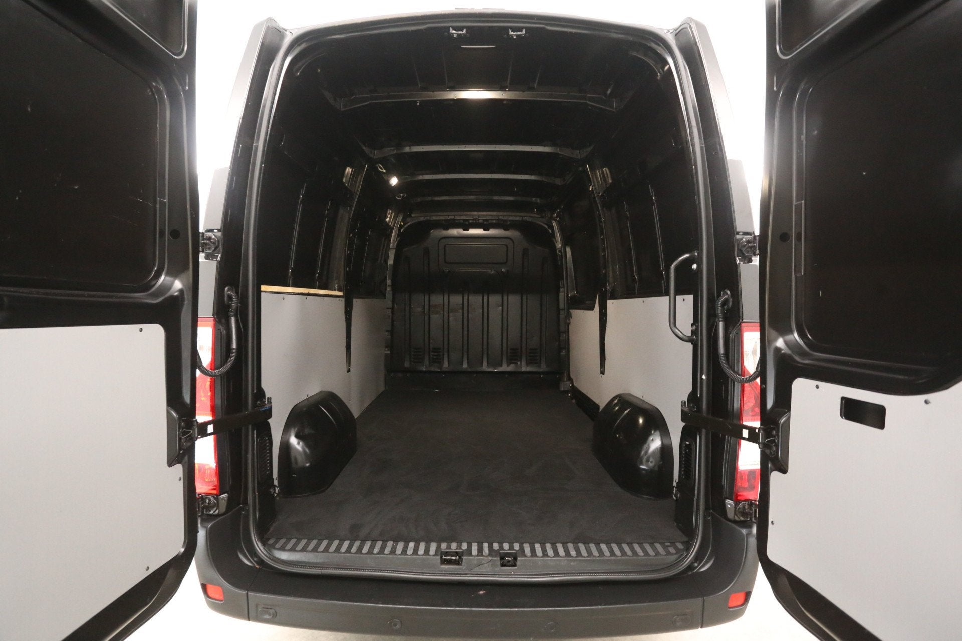 Renault Master T33 2.3 dCi L2H2 | Airco | Cruise | Camera |, Voorwielaandrijving, Gebruikt, 4 cilinders, Renault