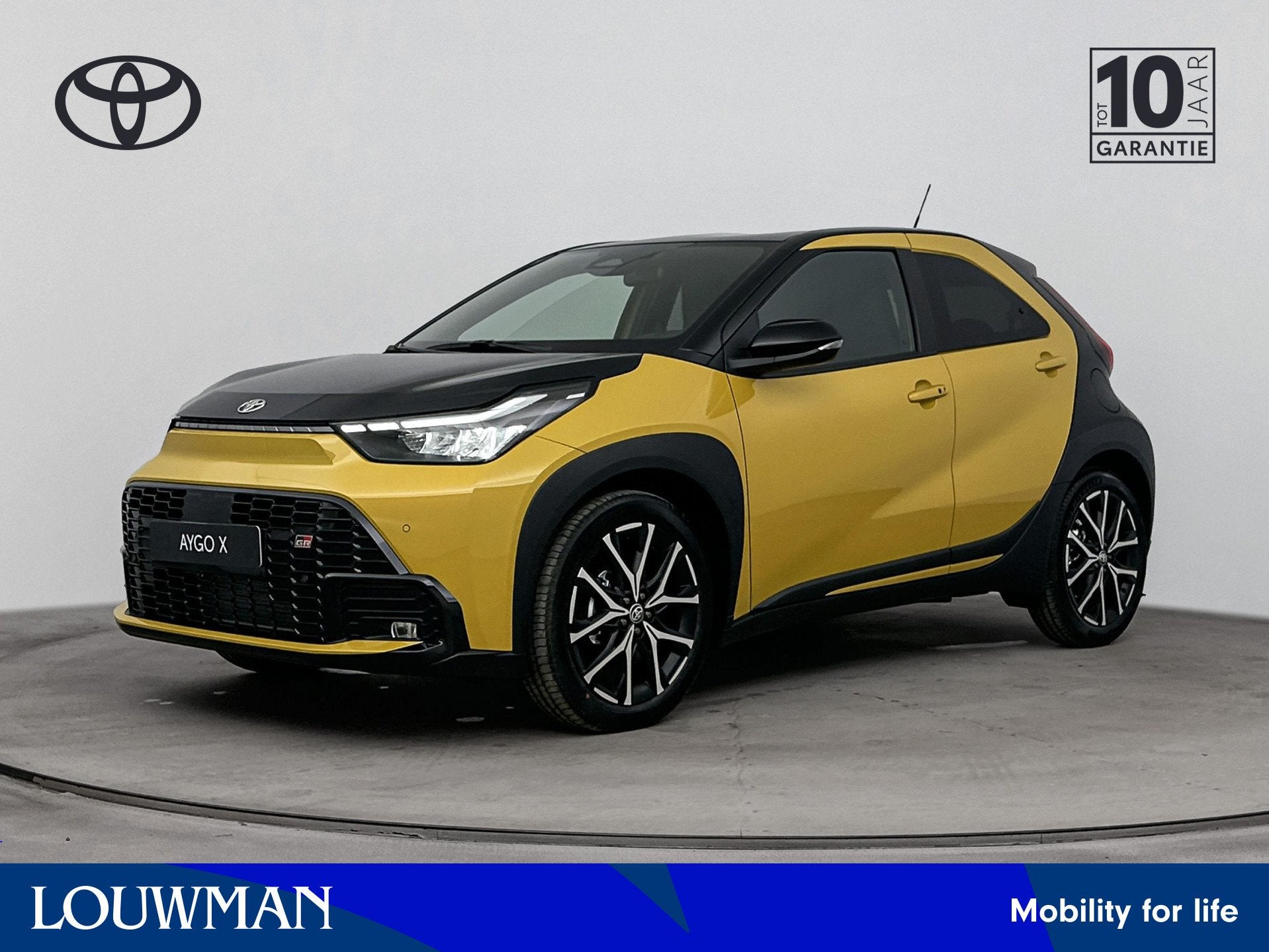 Toyota Aygo X Hybrid 115 GR Sport | Apple Carplay & Android, Auto's, 12 maanden, Stof, Automatische klimaatregeling, Zwart
