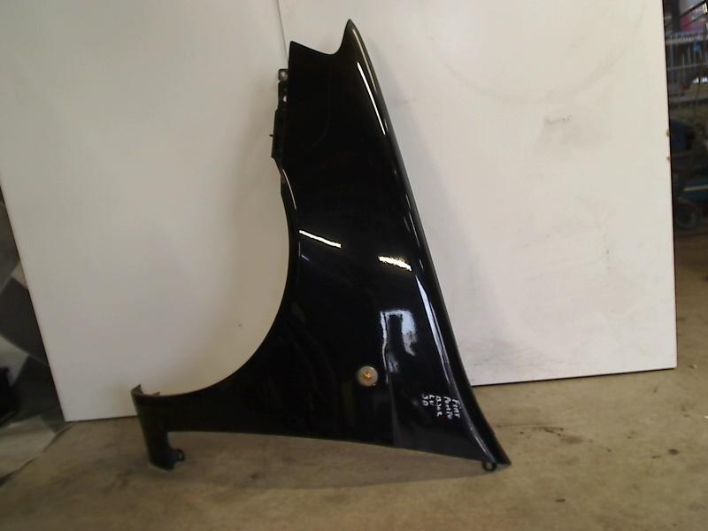 Spatbord Links Voor Fiat Punto II (188) (1999-09/2006-04), FCA Germany GmbH, Gebruikt, IPC D1-09 Bahnhofsplatz, Rüsselsheim am Main 65423, , Duitsland