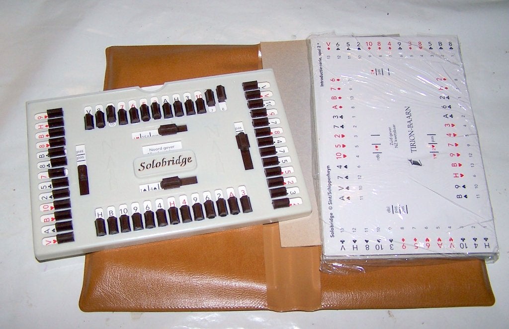 Solobridge. Nieuw in etui., Een of twee spelers, Ophalen of Verzenden, Zo goed als nieuw, Solobridge