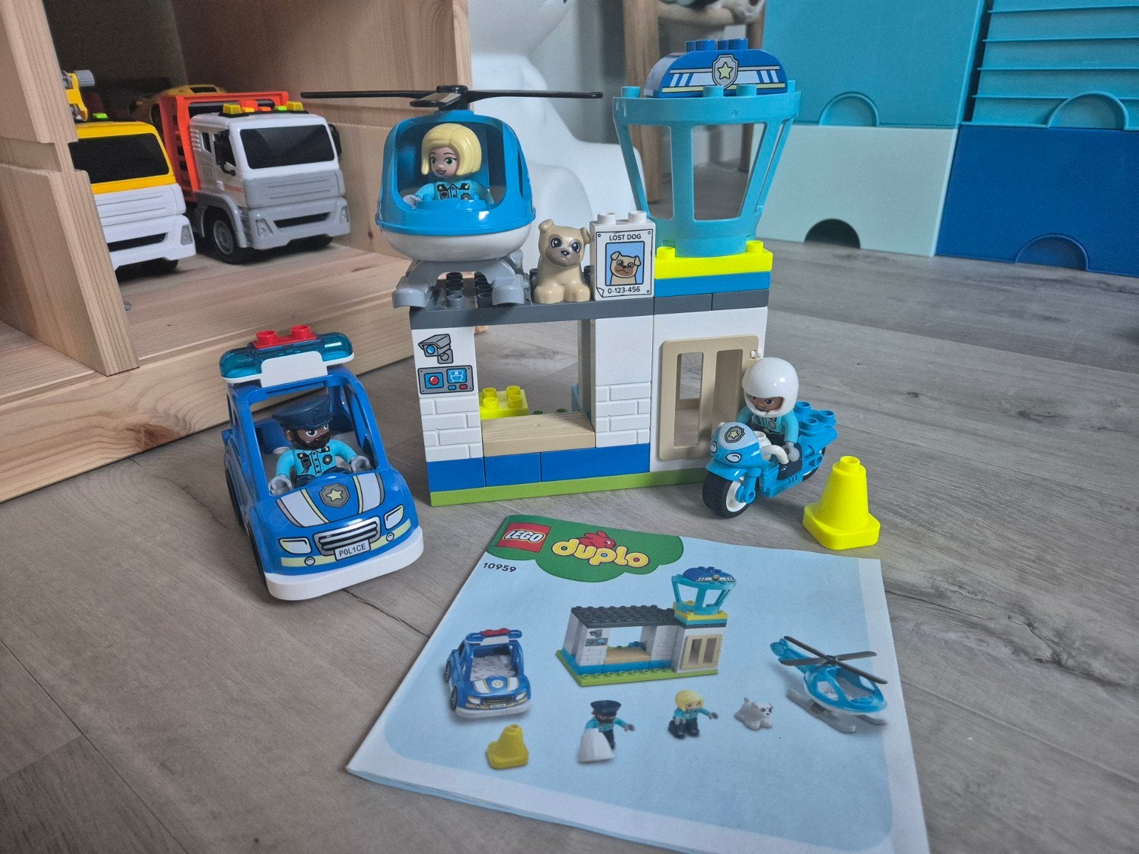 Duplo politiebureau incl politiemotor en handleidingen, Compleet, Ophalen of Verzenden, Zo goed als nieuw, Duplo
