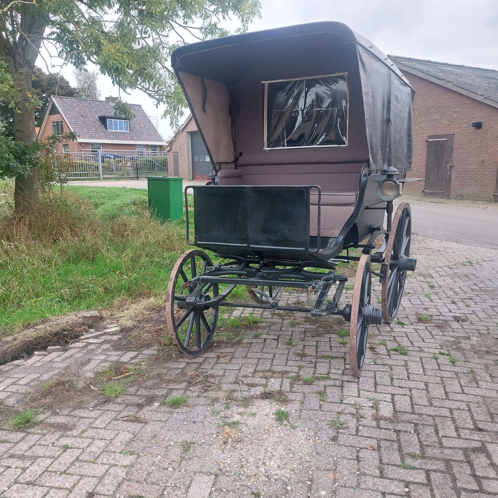 Zwart houten rijtuig, Ophalen of Verzenden