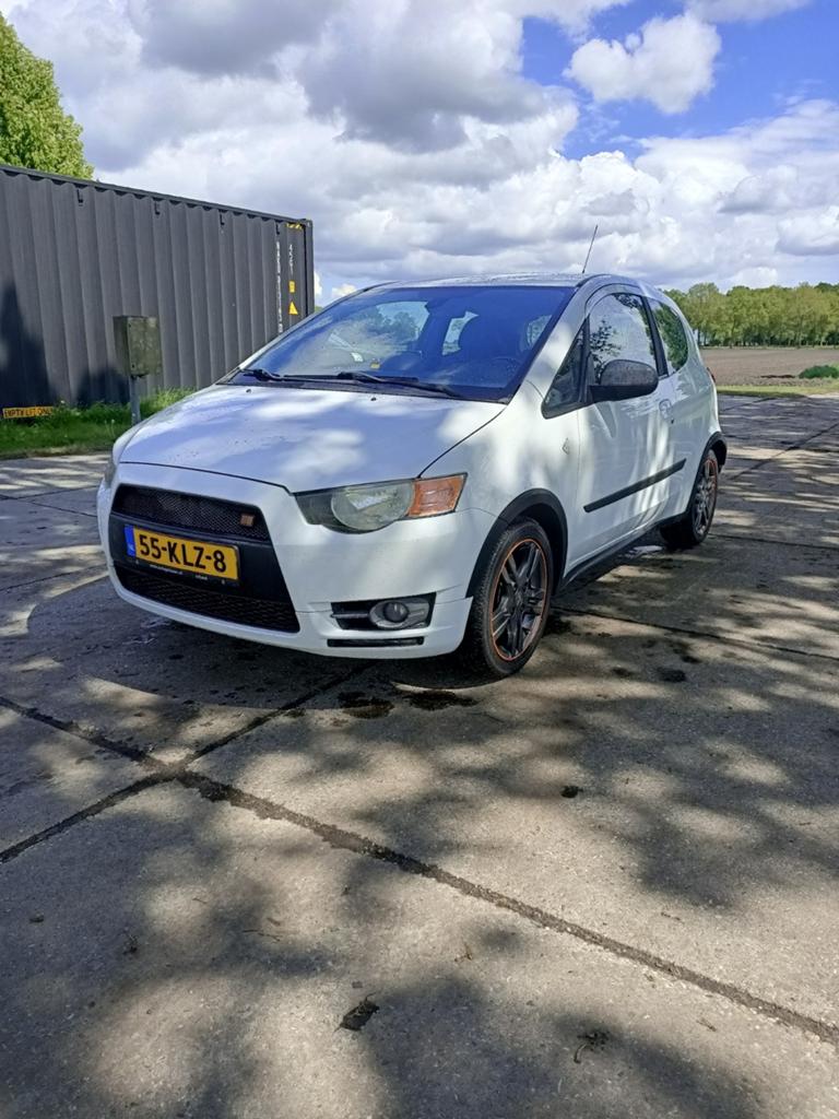 Mitsubishi Colt