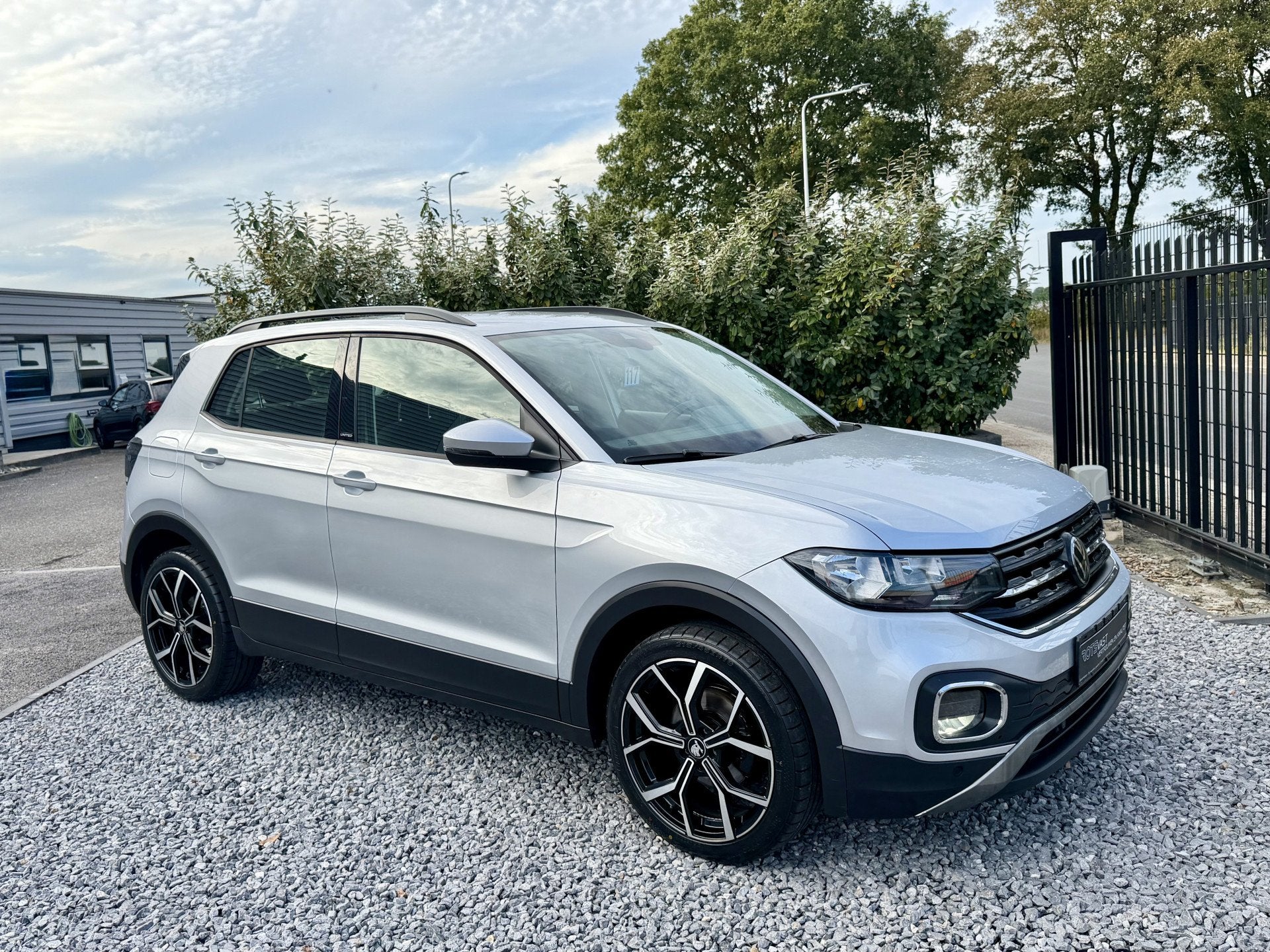 Volkswagen T-Cross 1.0 TSI DSG United ACC|Carplay|PDC|Lineas, Auto's, Dealer onderhouden, Met garantie (alle), Bedrijf, 3 cilinders
