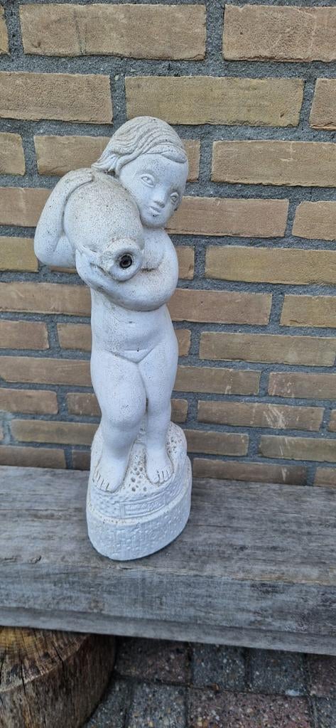 Waterfontein van beton - meisje met kruik, Ophalen of Verzenden