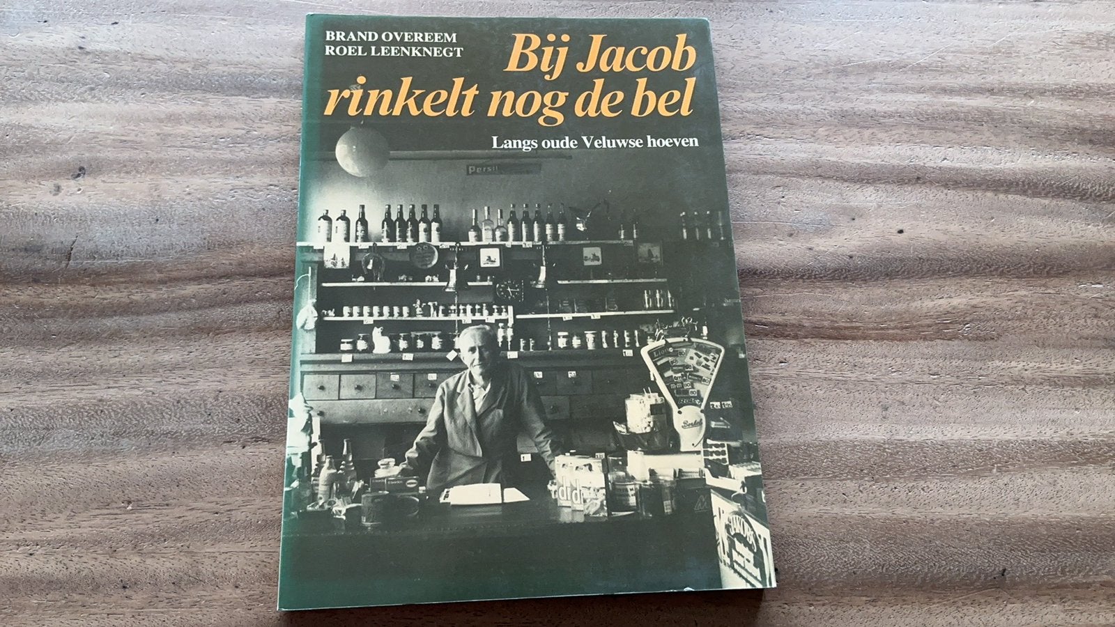 fotoboek Brand Overeem: Bij Jacob rinkelt nog de bel, Boeken, Ophalen of Verzenden, Zo goed als nieuw
