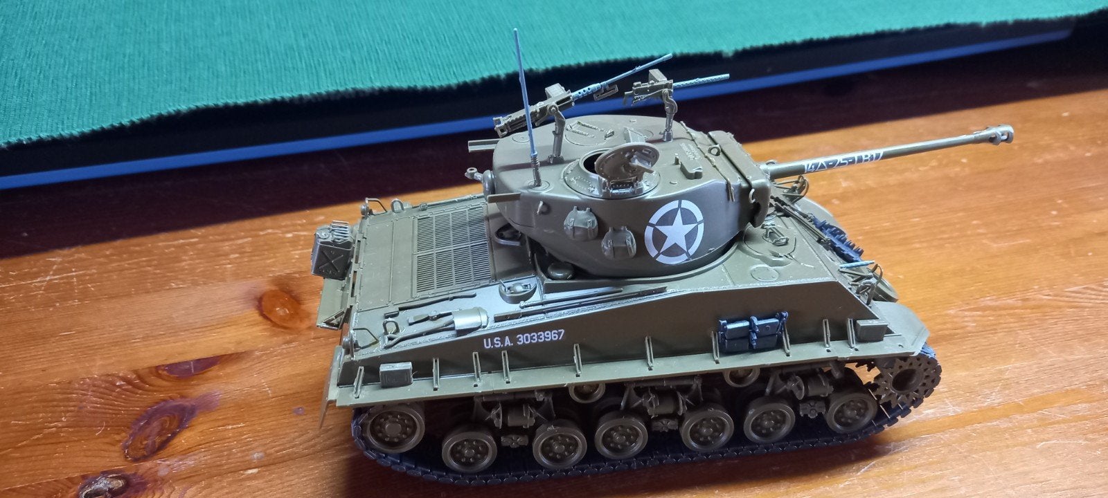 1:35 Sherman Firefly Tank Model, Ophalen of Verzenden, Zo goed als nieuw