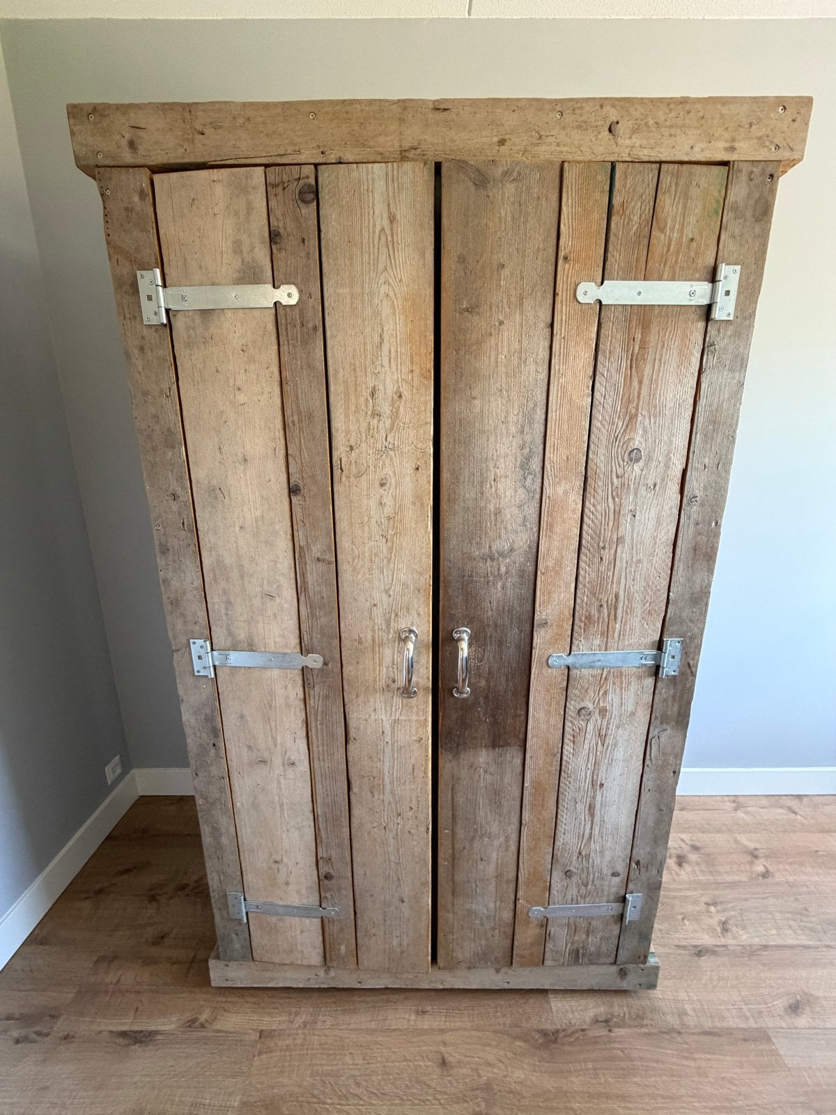 Steigerhouten kast met planken, Huis en Inrichting, Ophalen, Gebruikt, 100 tot 150 cm, 200 cm of meer