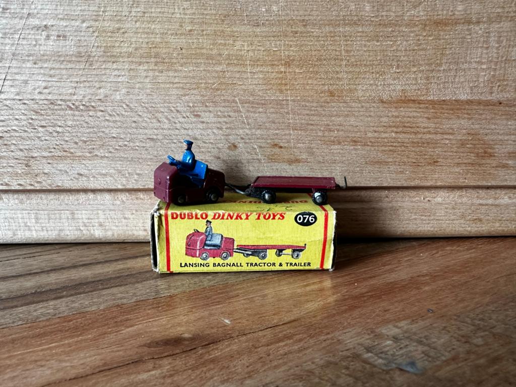 Dublo Dinky Toys Lansing Bagnall Tractor & Trailer nr 076, Ophalen of Verzenden, Nieuw