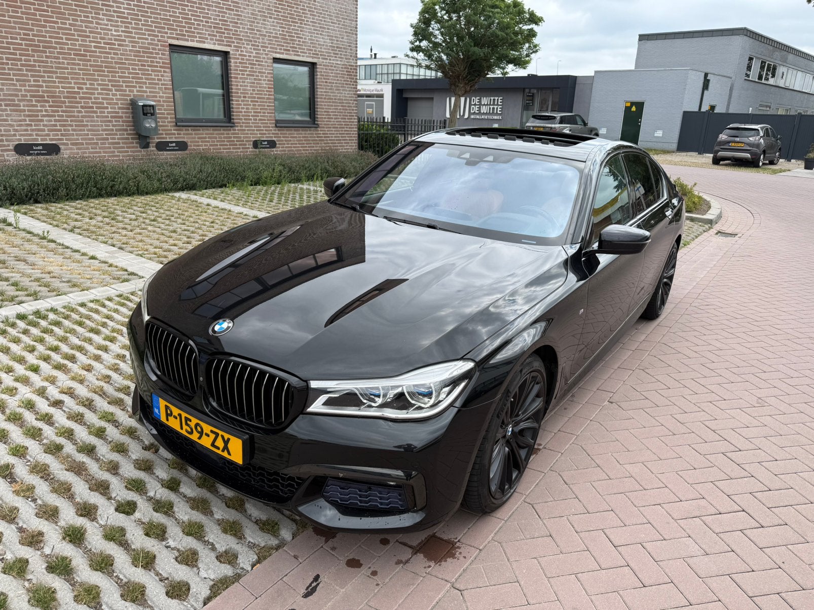 BMW 7-Serie M 750 D M Pakket 400 PK X-Drive 2018 Full Option, Automaat, 2993 cc, Zwart, Diesel