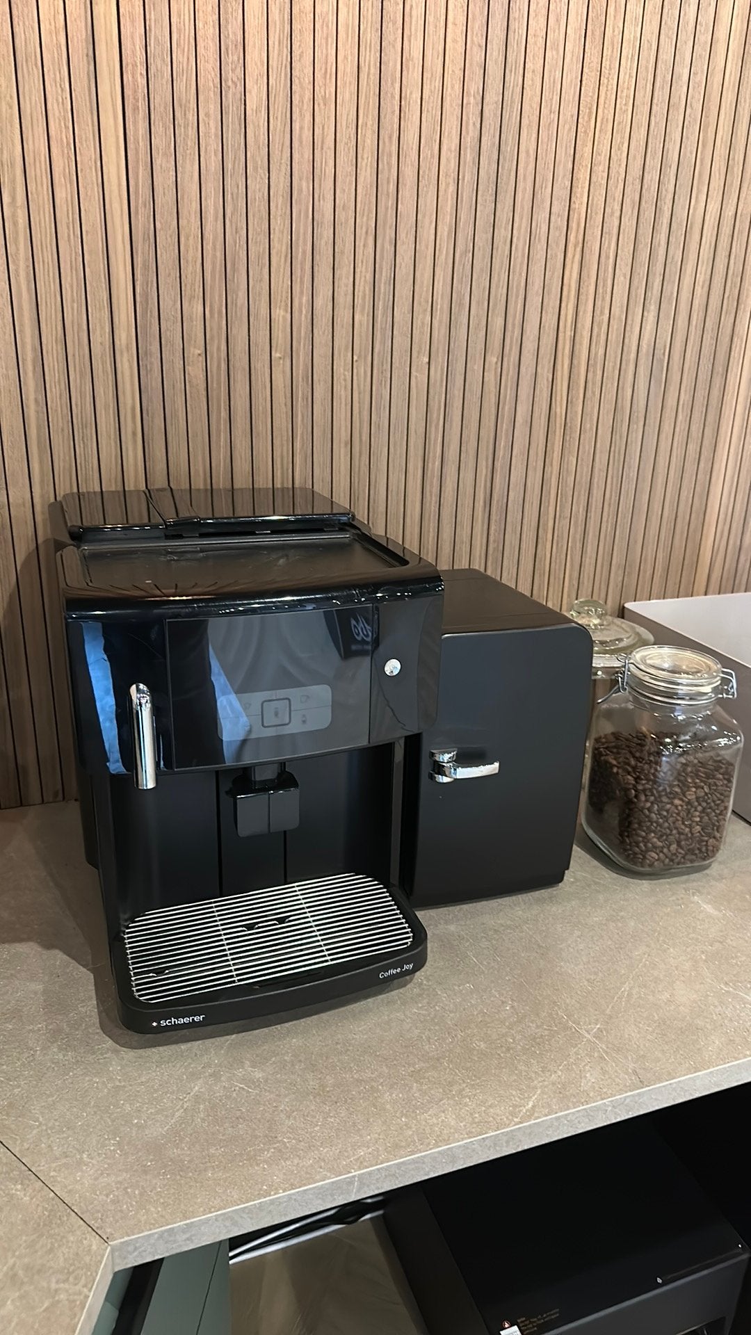 2 x Schaerer Coffee Joy volautomatische koffiemachine, Ophalen, Afneembaar waterreservoir, 10 kopjes of meer, Koffiemachine