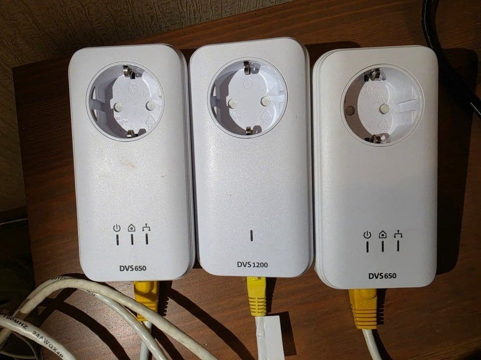 Devolo Powerline Adapters DVS650 & DVS1200, Ophalen of Verzenden, Gebruikt, Router, Devolo