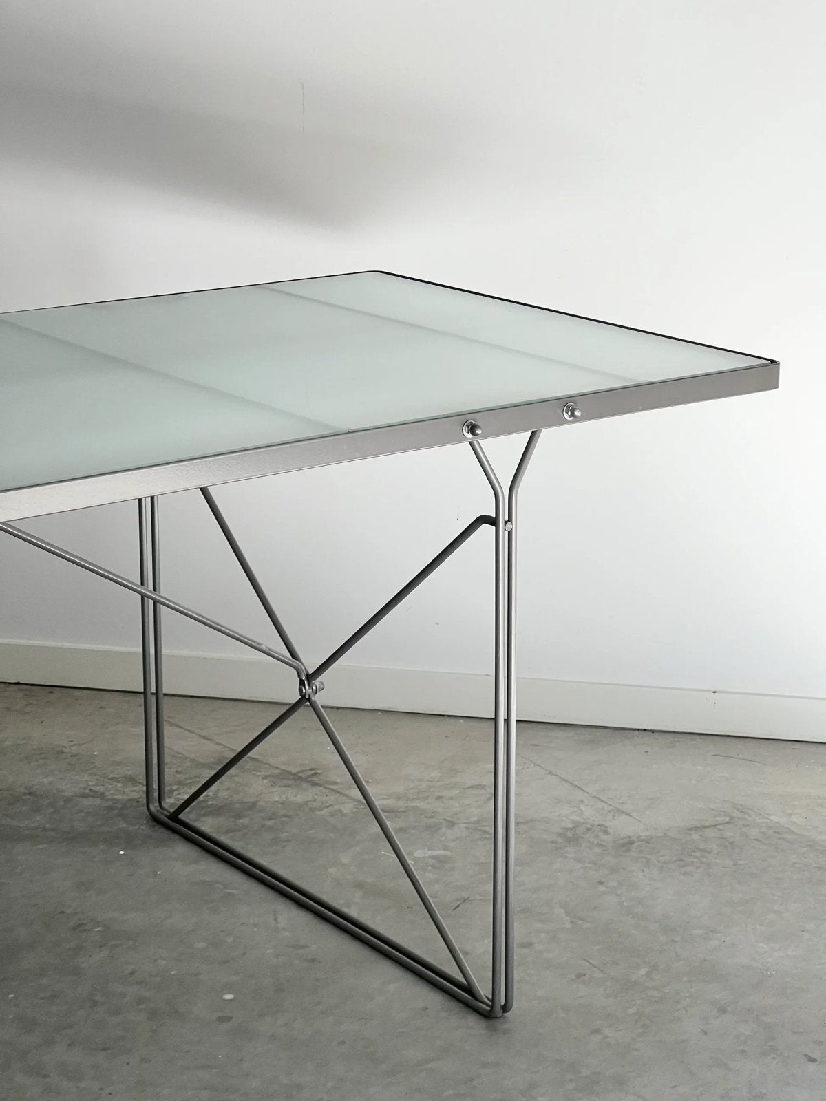 IKEA classic tafel Momentum Niels Gammelgaard, Ophalen, Zo goed als nieuw