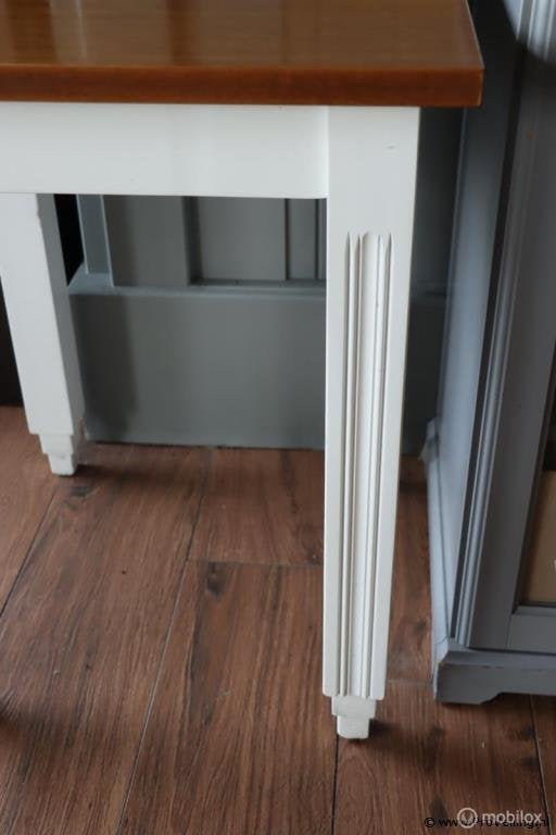 Online Veiling: Eettafel - 60x60x77cm, Gebruikt