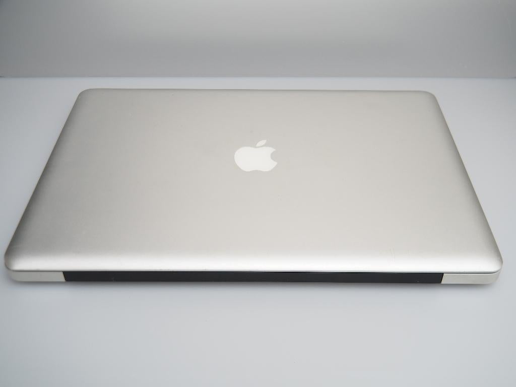 macbook pro met Linux Mint, Computers en Software, Apple Macbooks, Gebruikt, MacBook Pro, 13 inch, 2 tot 3 Ghz, 256 GB, 8 GB, Qwerty