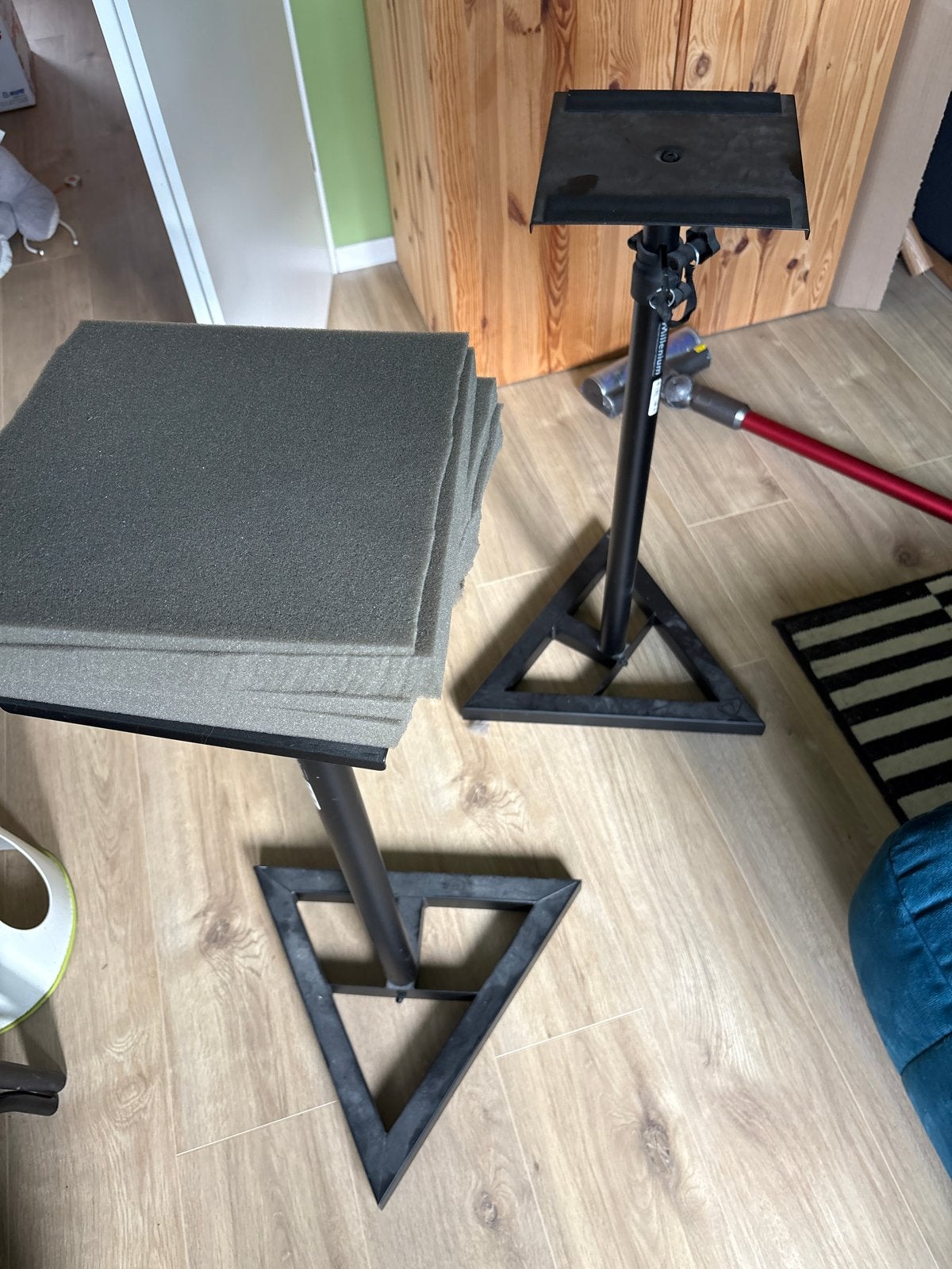 Speakerstandaarden met isolatiepads, Muziek en Instrumenten, Ophalen, Gebruikt, Instrumentstandaard, Speaker
