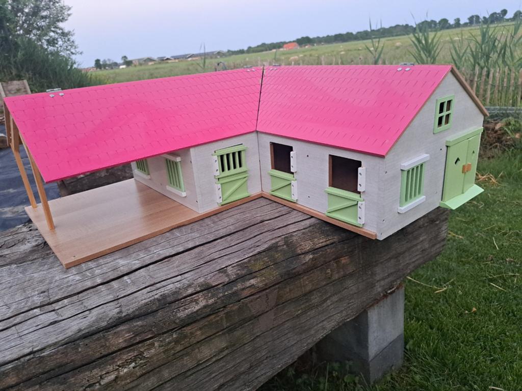 Houten paardenstal bijvoorbeeld voor schleich, Ophalen, Gebruikt, Jongen of Meisje