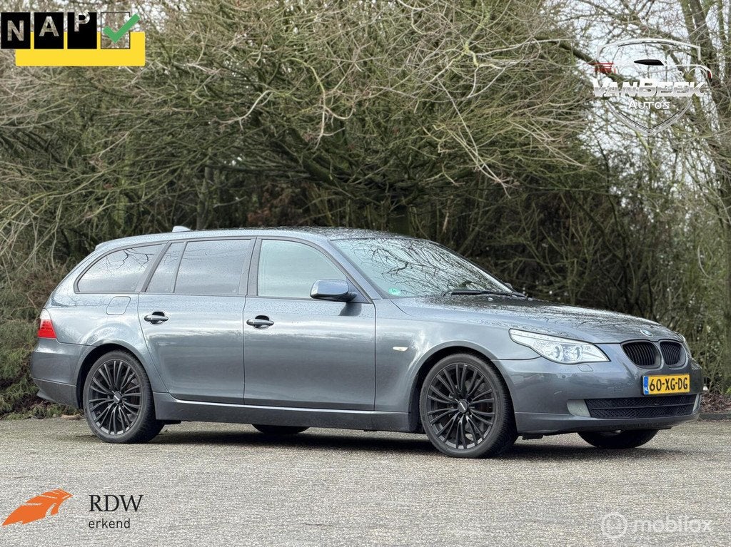 BMW 5-serie Touring 523i High Executive, Achterwielaandrijving, 93 €/maand, 750 kg, 5 stoelen