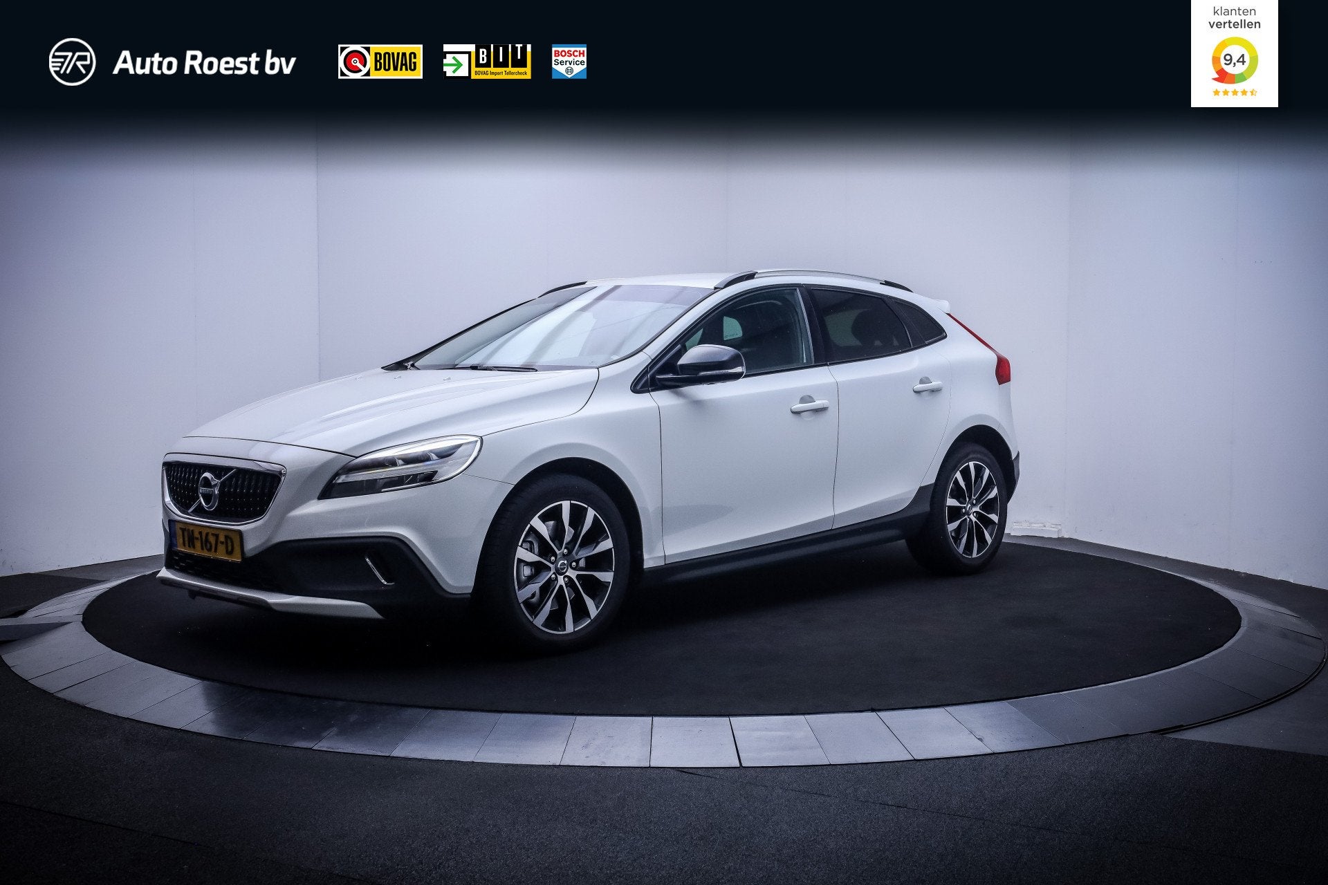 Volvo V40 Cross Country T3 150pk Aut. Dynamic Edition FULL L, 4 cilinders, 700 kg, Leder en Stof, Wit