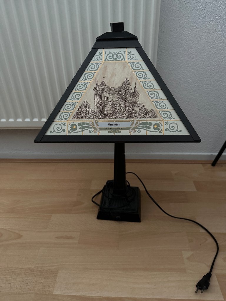 Tafellamp met afbeeldingen van "Veenendaal", Ophalen of Verzenden