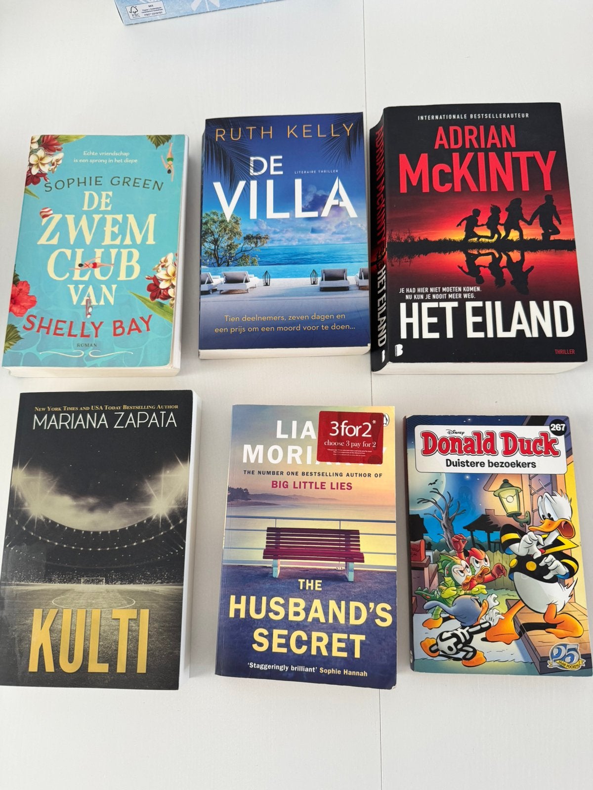 Vakantieboeken nederlands & engels €5 per stuk, Boeken, Ophalen of Verzenden, Gelezen