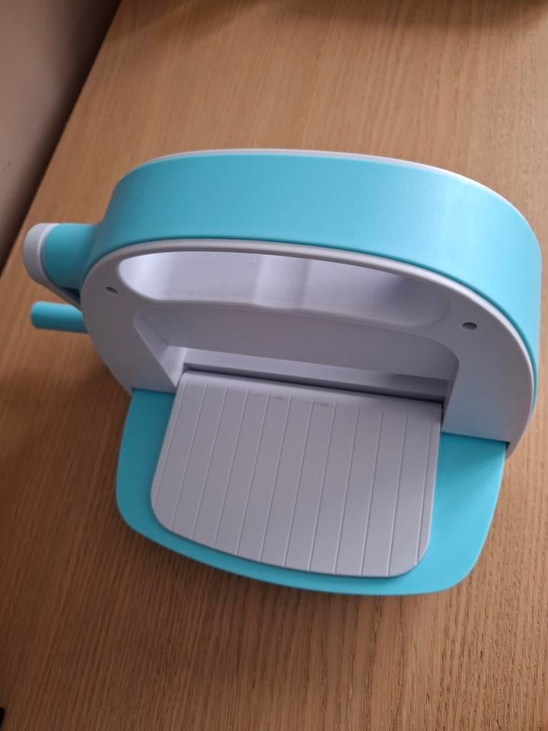 Love2Craft snij- en embossingmachine met accessoires, Ophalen, Gebruikt, Gereedschap of Toebehoren, Overige merken