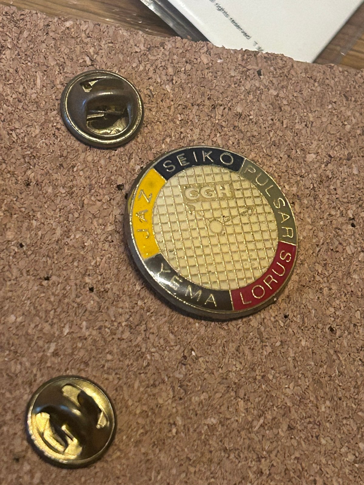 Vintage Seiko, Pulsar, Lorus, Yema pin badge, Ophalen of Verzenden, Zo goed als nieuw, Merk, Speldje of Pin