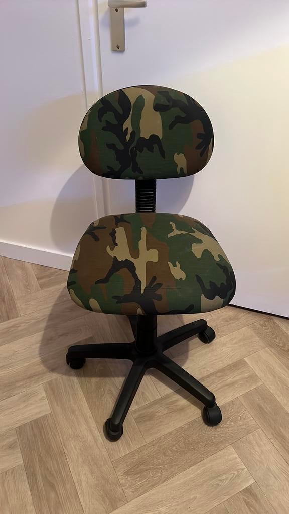 Camouflage bureaustoel, Ophalen, Zo goed als nieuw, Zwart