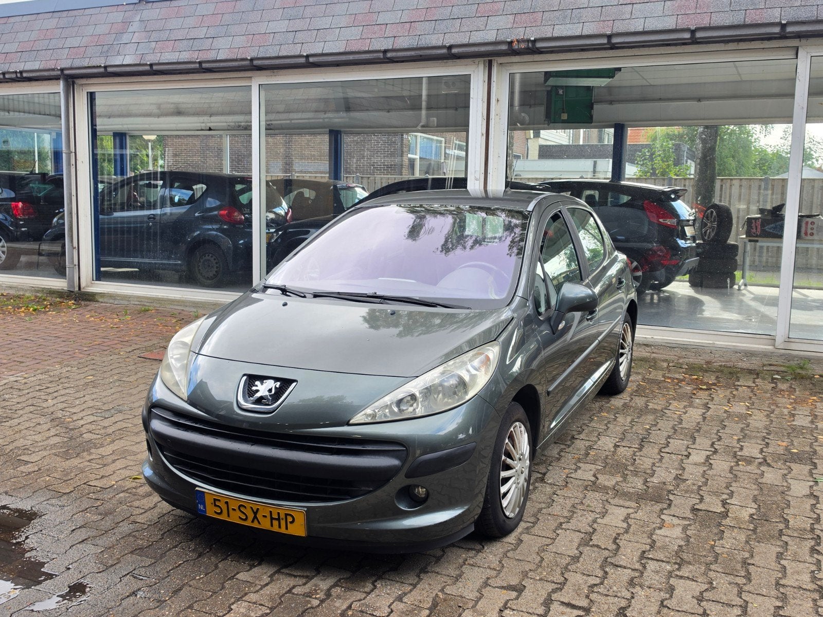 Peugeot 207 1.6 16V 5DRS 2006 Grijs, Voorwielaandrijving, Bedrijf, Handgeschakeld, 1587 cc