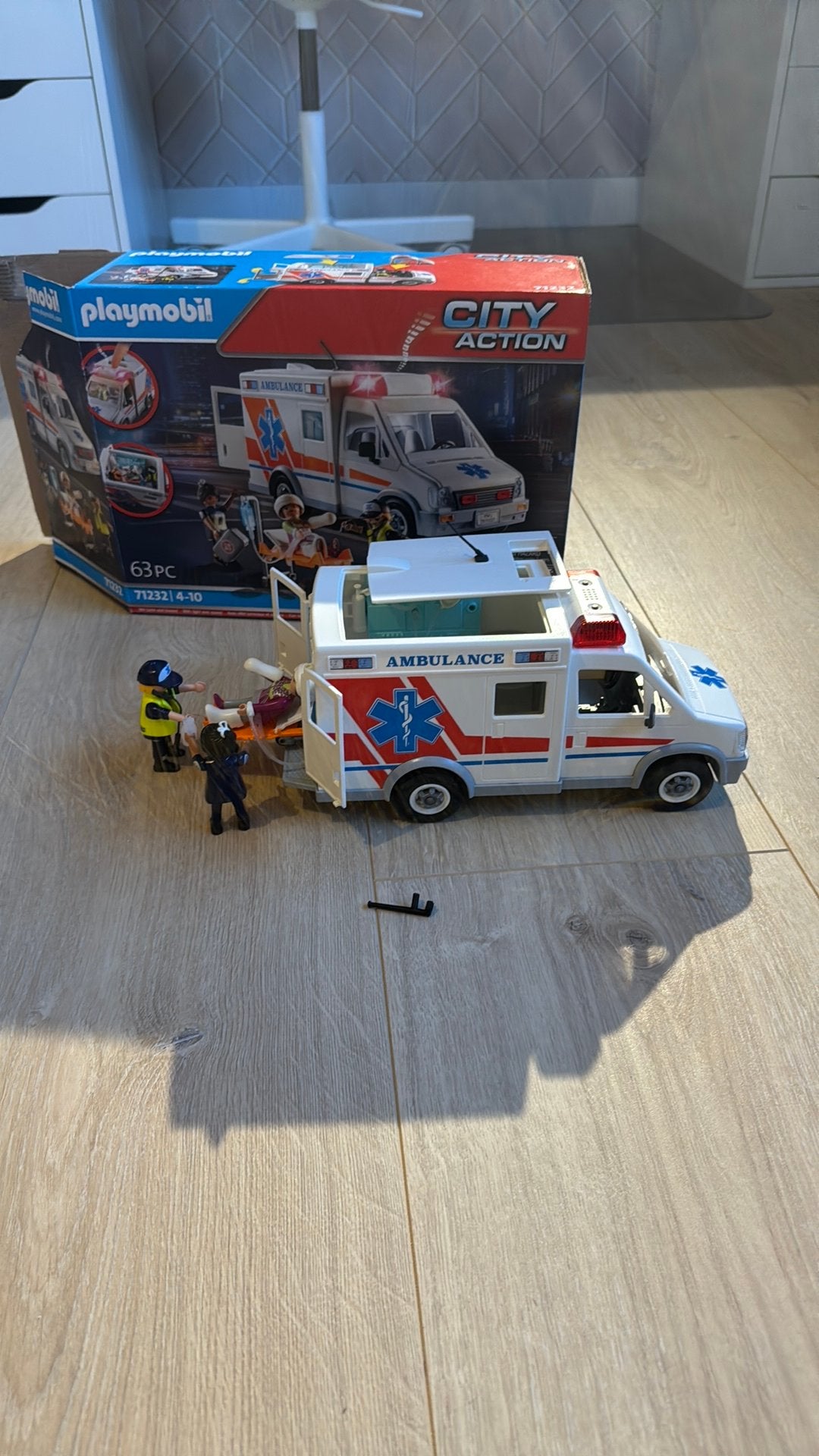 Mooie ambulance PlayMobil, Complete set, Voertuig, Ophalen of Verzenden, Zo goed als nieuw