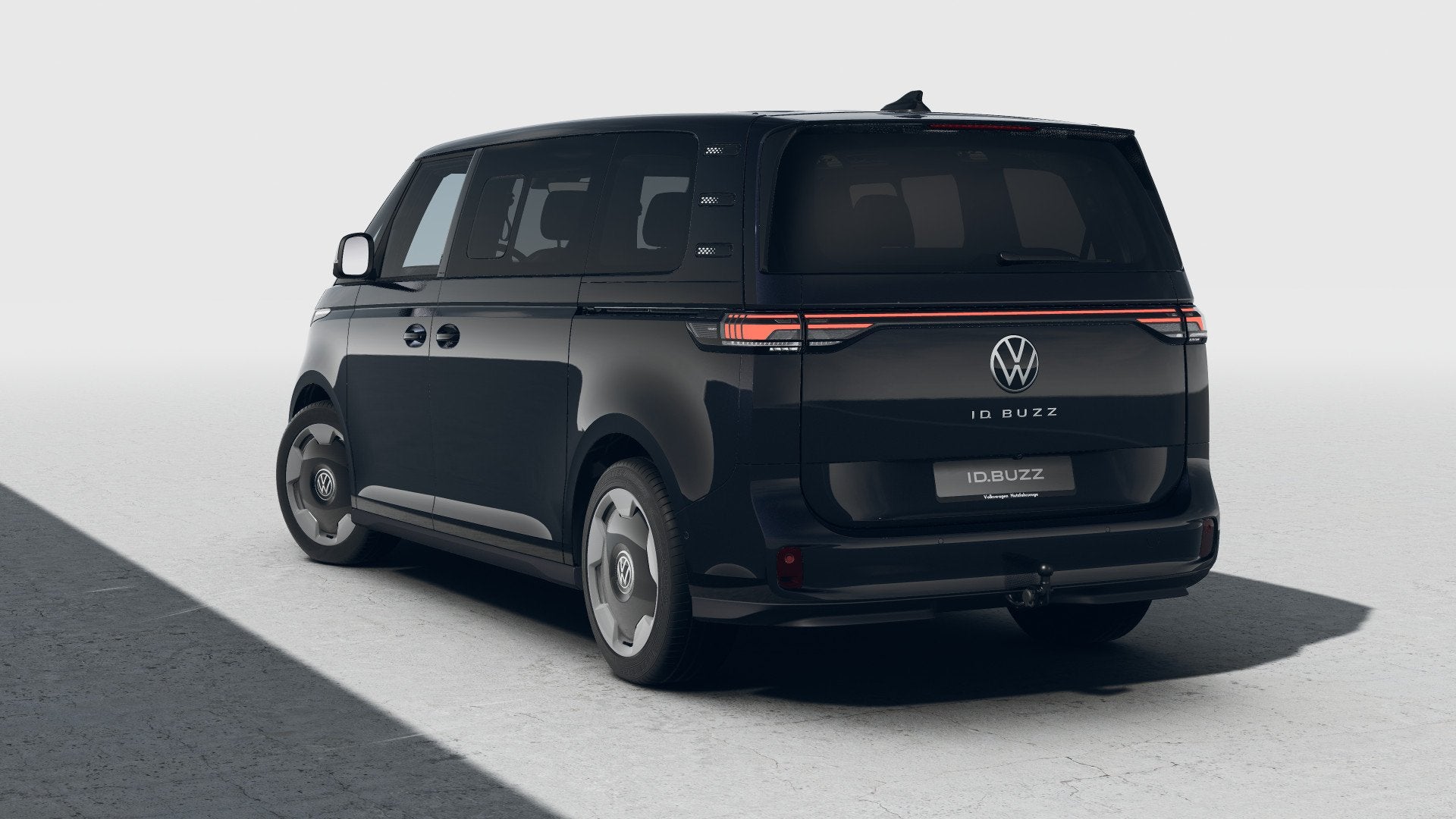 Volkswagen ID. Buzz 286pk Pro Bulli Limited Edition 86 kWh L, Auto's, 12 maanden, Achterwielaandrijving, Zwart, Automatische klimaatregeling