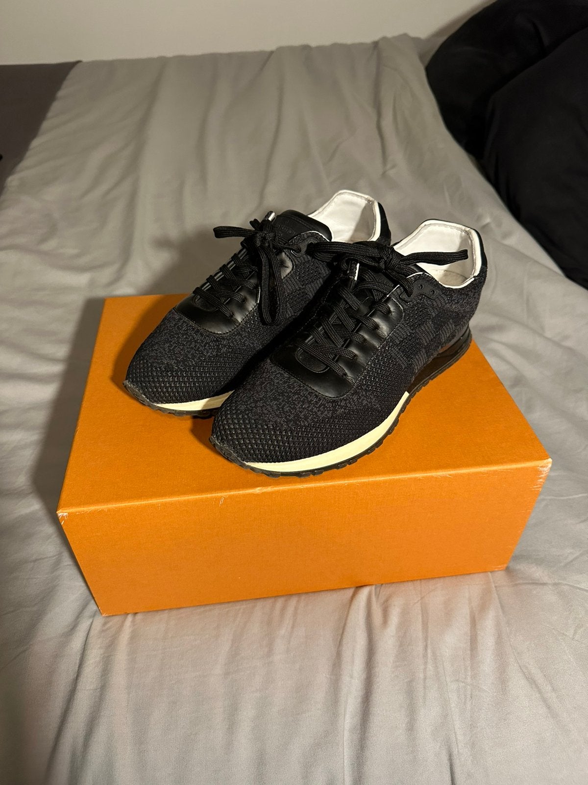 Louis Vuitton Damier Runners Schoenen - Maat : 42, Kleding | Heren, Schoenen, Ophalen of Verzenden, Gedragen, Zwart