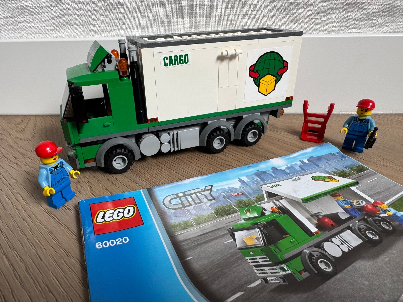 Alleen boekje 2!! Lego City 60020 Cargo Truck, City, Lego, Ophalen of Verzenden, Zo goed als nieuw