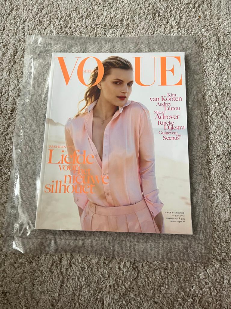 Vogue Nederland - Juni 2012 - Guineverre van Seenus, Ophalen of Verzenden, Zo goed als nieuw, Vrouw, Overige merken