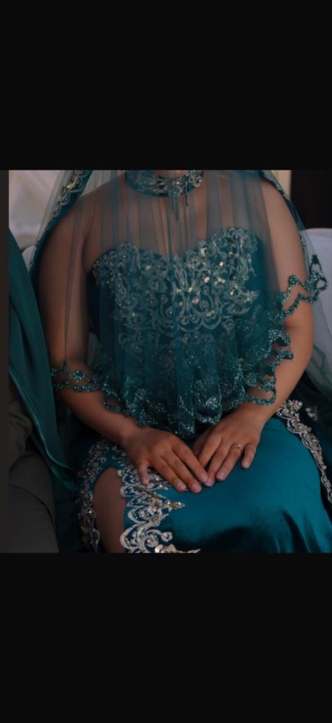 Prachtige Groene Galajurk / Henna jurk Bindalli, Kleding | Dames, Maat 38/40 (M), Galajurk, Ophalen of Verzenden, Groen