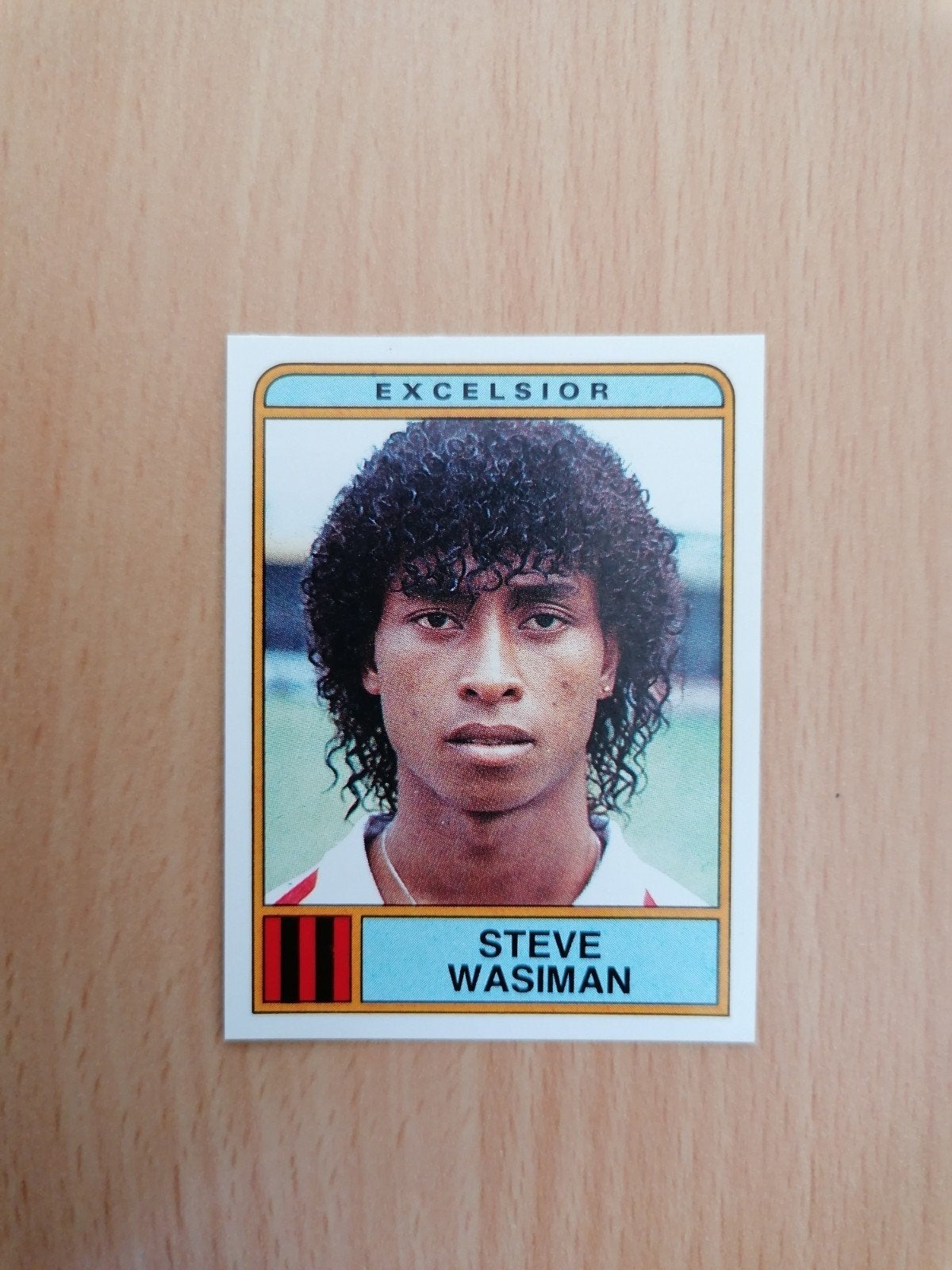Panini Voetbal 84 #84 Steve Wasiman., Verzamelen, Ophalen of Verzenden, Zo goed als nieuw, Ajax, Poster, Plaatje of Sticker