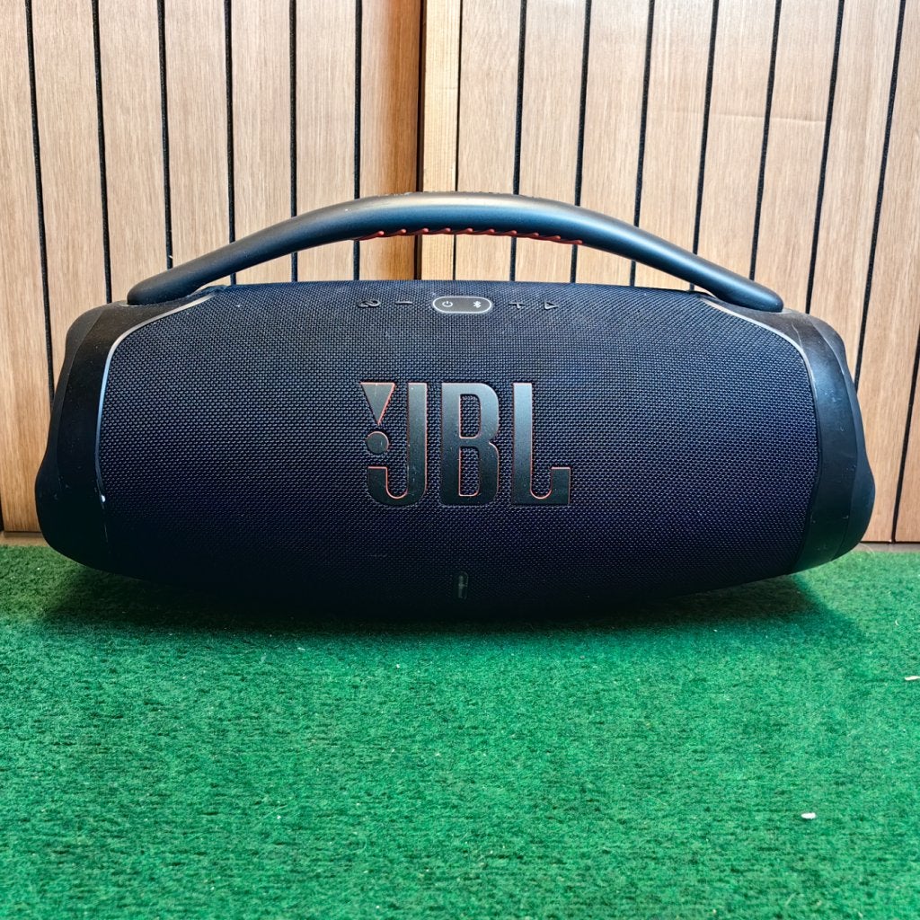 JBL Boombox 3 Bluetooth Speaker - In Nette Staat, JBL, Zo goed als nieuw, Support@jbl.com, 400 Atlantic Street
Stamford, CT 06901
USA