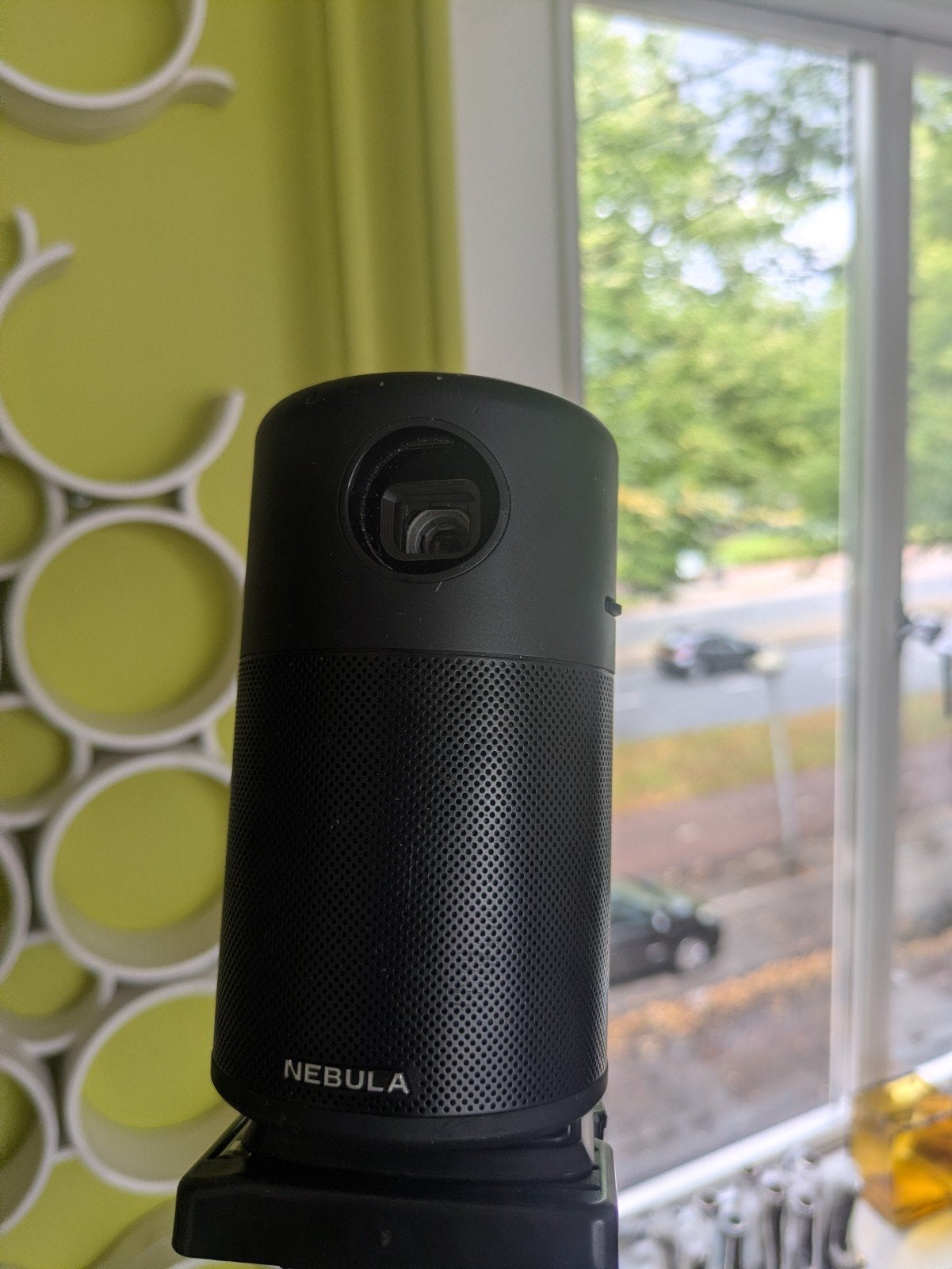 Anker Nebula beamer Projector - Draagbare Smart Projec, HD (720), LED, Ophalen of Verzenden, Zo goed als nieuw