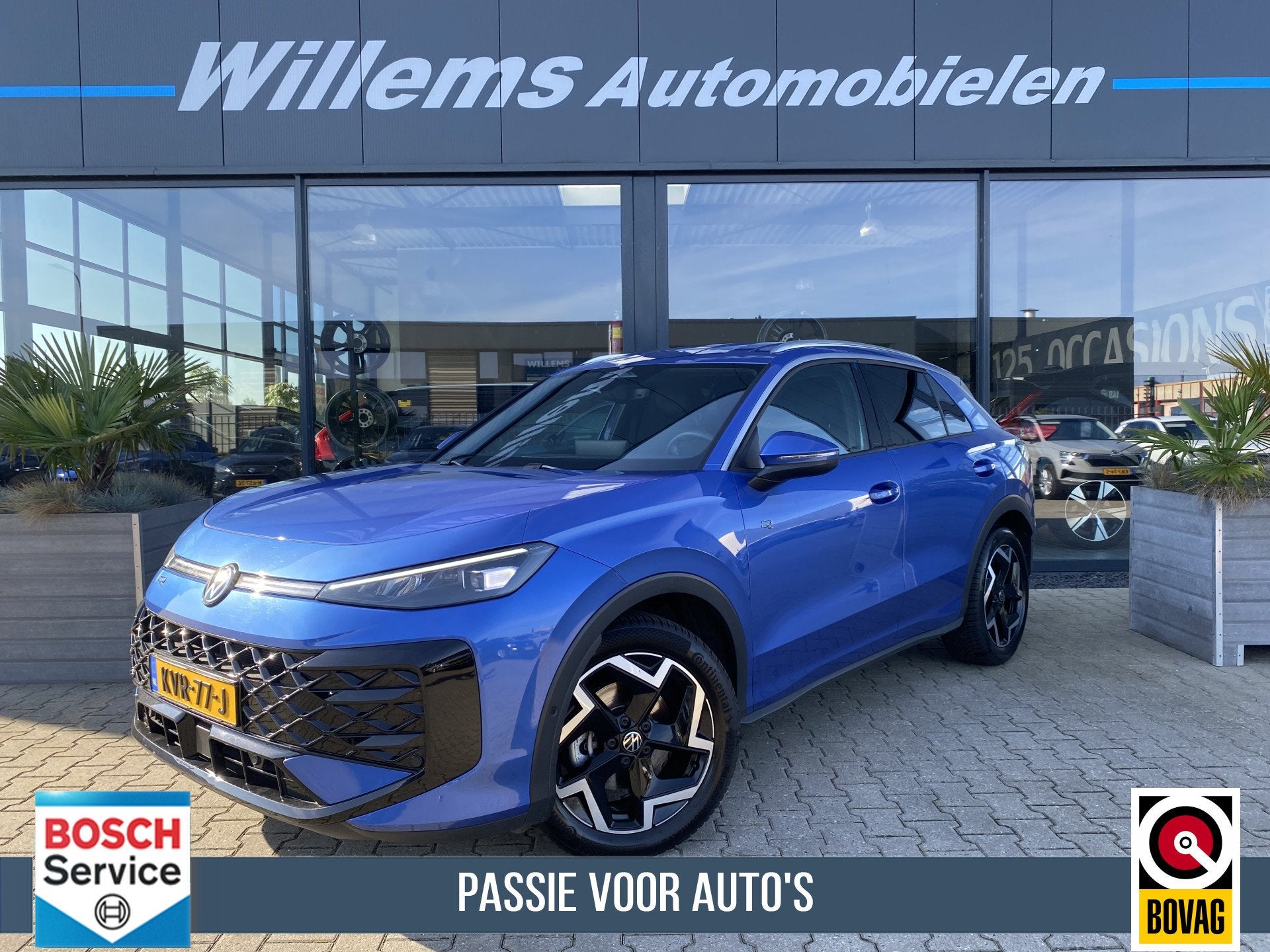 Volkswagen T-Roc 1.5 eTsi R- Line First Edition Winterpakket, Auto's, 730 kg, 4 cilinders, Met garantie (alle), Blauw
