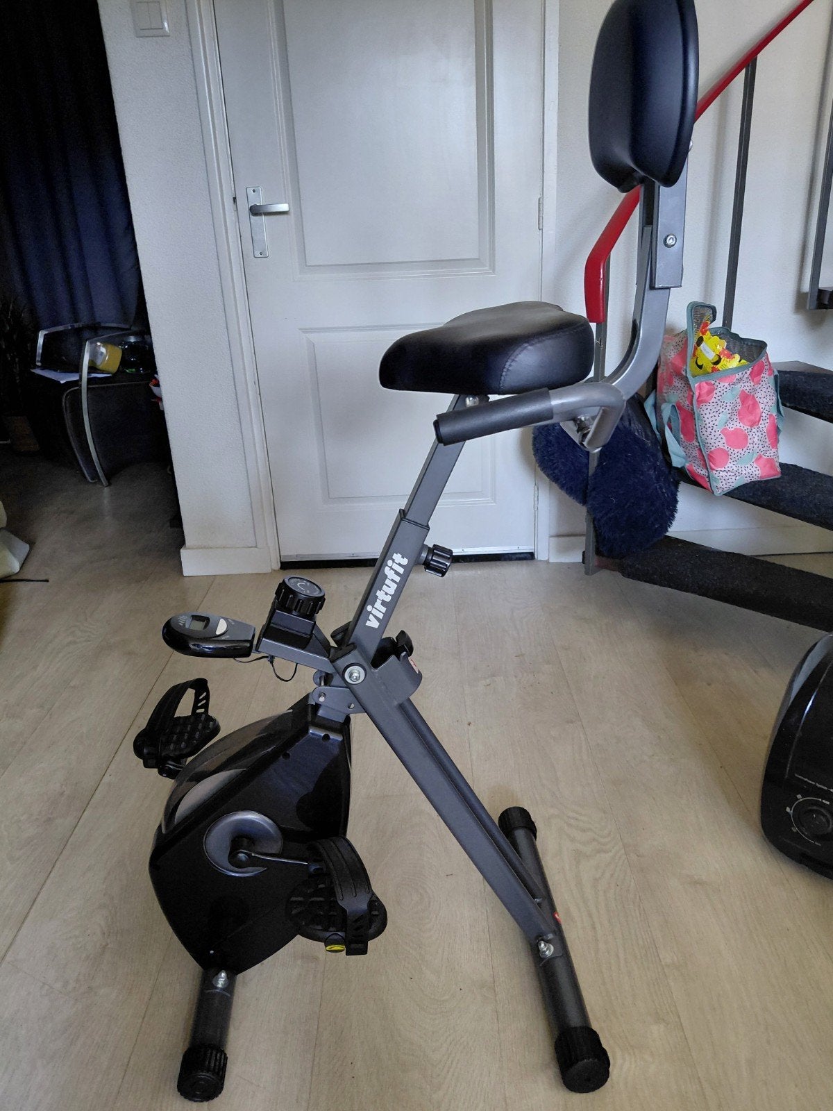 VirtuFit Deskbike - Inklapbaar en makkelijk op te bergen, Ophalen, Zo goed als nieuw, Metaal, Benen