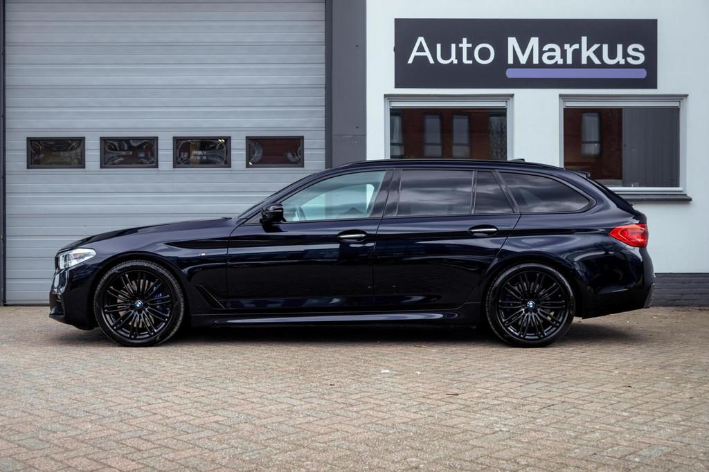 BMW 5-serie Touring 540i xDrive 3X M-Sport|Pano|Ventilatie|H, Auto's, BMW, Automaat, Gebruikt, Euro 6, 2000 kg