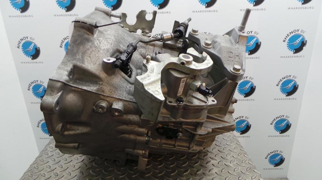 FORD MONDEO TRANSMISSIE / VERSNELLINGSBAK 2015, Ophalen of Verzenden, Gebruikt, Stiba lid