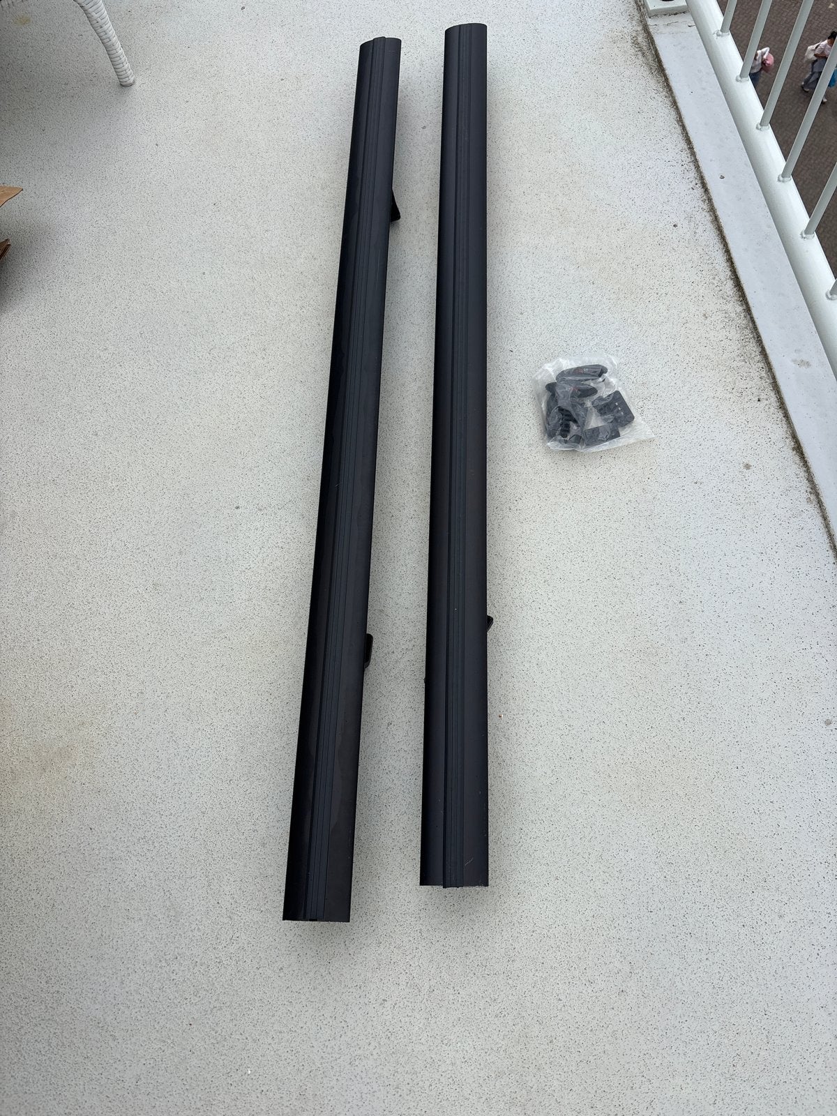Nieuwe ongebruikte dakdragers 140 cm voor auto met dakrail, Auto diversen, Dakdragers, Ophalen of Verzenden, Nieuw