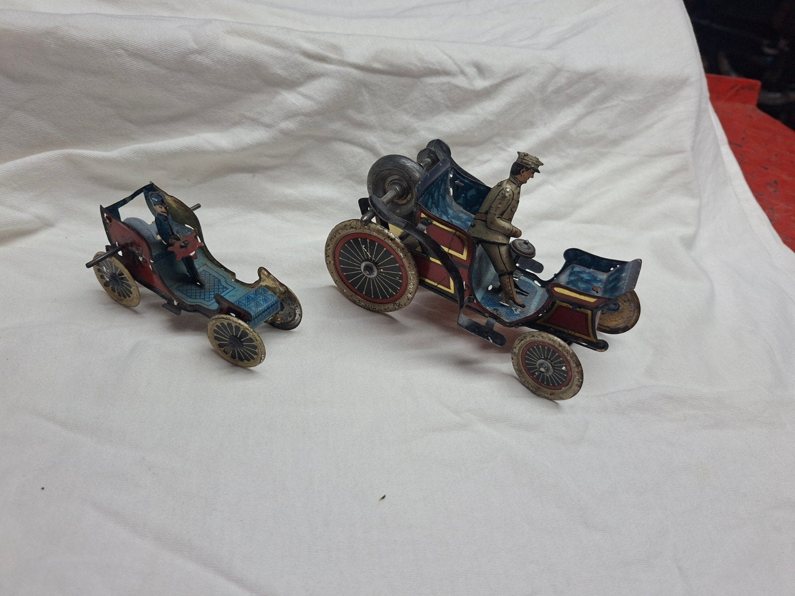 2 antieke auto.s, Antiek en Kunst, Antiek | Speelgoed, Ophalen