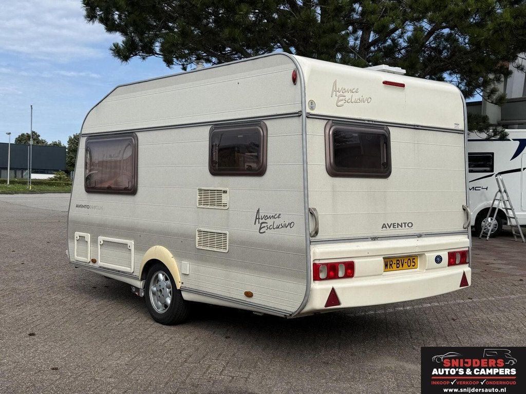 Avento Avance Esclusivo 395 TLH met mover en voortent, Caravans en Kamperen, Caravans, Koelkast, Avento, Bedrijf, 750 - 1000 kg
