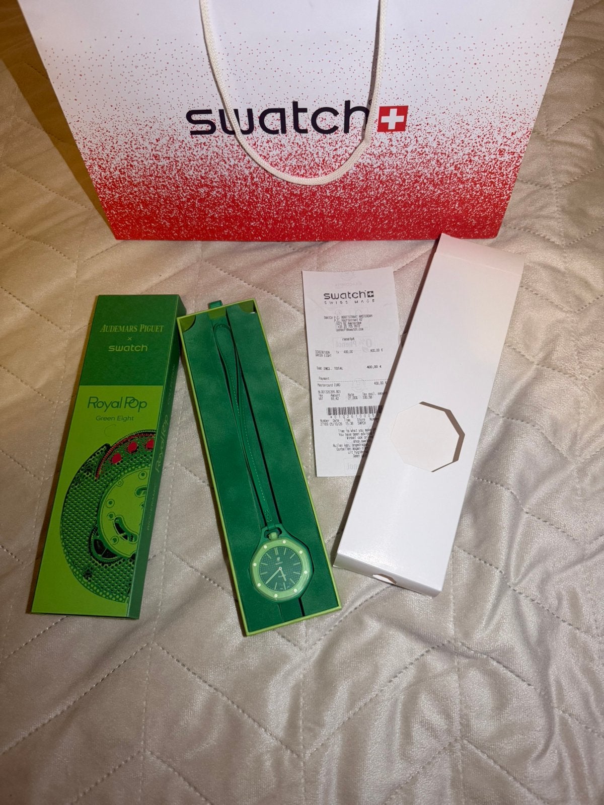 Audemars Piguet x Swatch Royal Pop, Sieraden, Tassen en Uiterlijk, Ophalen of Verzenden, Zo goed als nieuw, Kunststof, Swatch