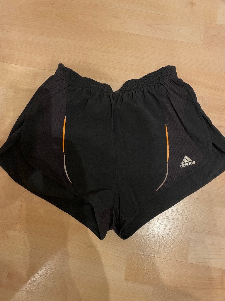 Short Adidas maat 40, Kleding | Dames, Sportkleding, Maat 38/40 (M), Adidas, Zwart, Overige typen