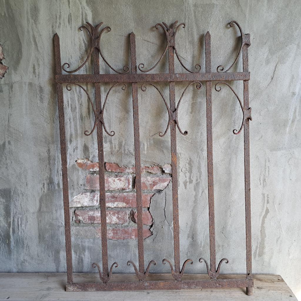 Brocante oud Frans rek hek ornament roest 96x67cm *Etage3*, Gebruikt, ., Ophalen of Verzenden, .